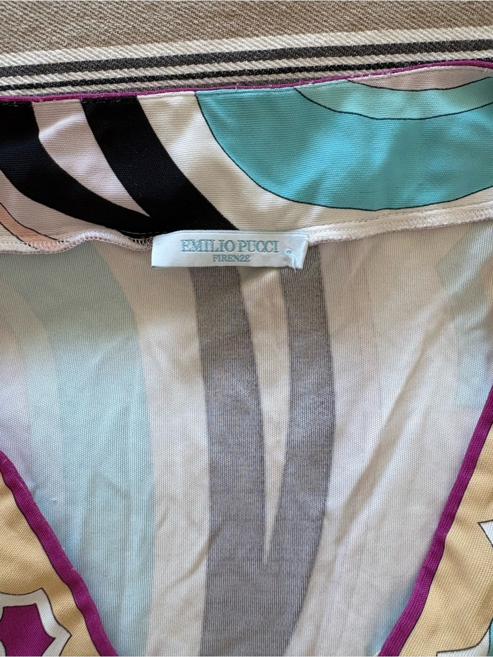Emilio Pucci Long Sleeve V-Neck Top in Teal, Pink, Yellow, Black - Picture 2 of 9